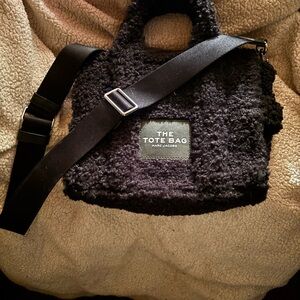 Marc Jacobs Textured Black crossbody bag…